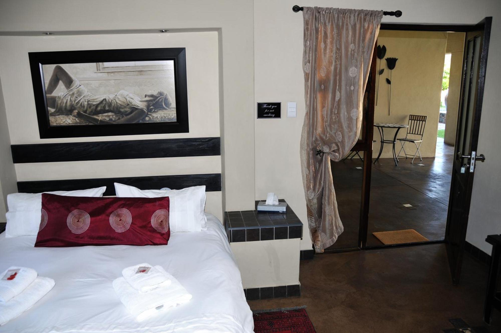 Hadassa Guest House Otjiwarongo Extérieur photo